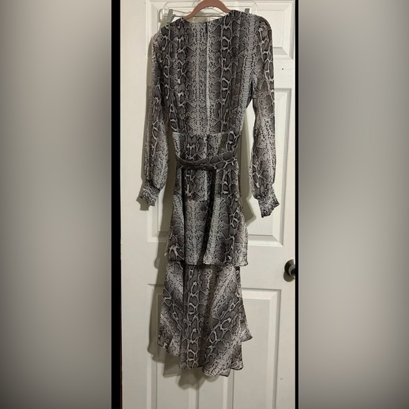 Sam Edelman Snakeprint dress size small
NWT - Picture 2 of 4